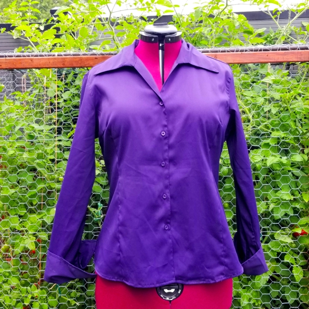 Long sleeve fitted shirt